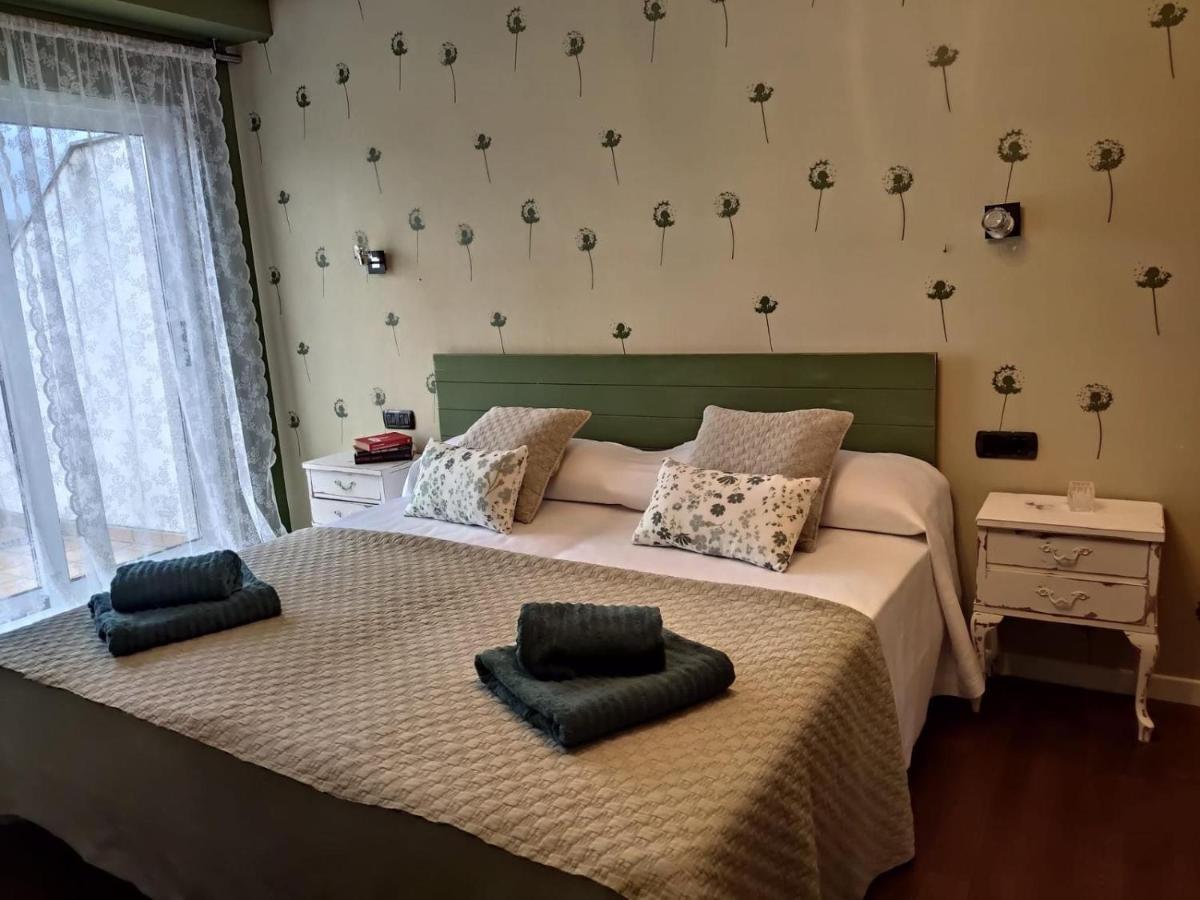 Byhouse Atico Matias Lopez Apartment Sarria Exterior foto